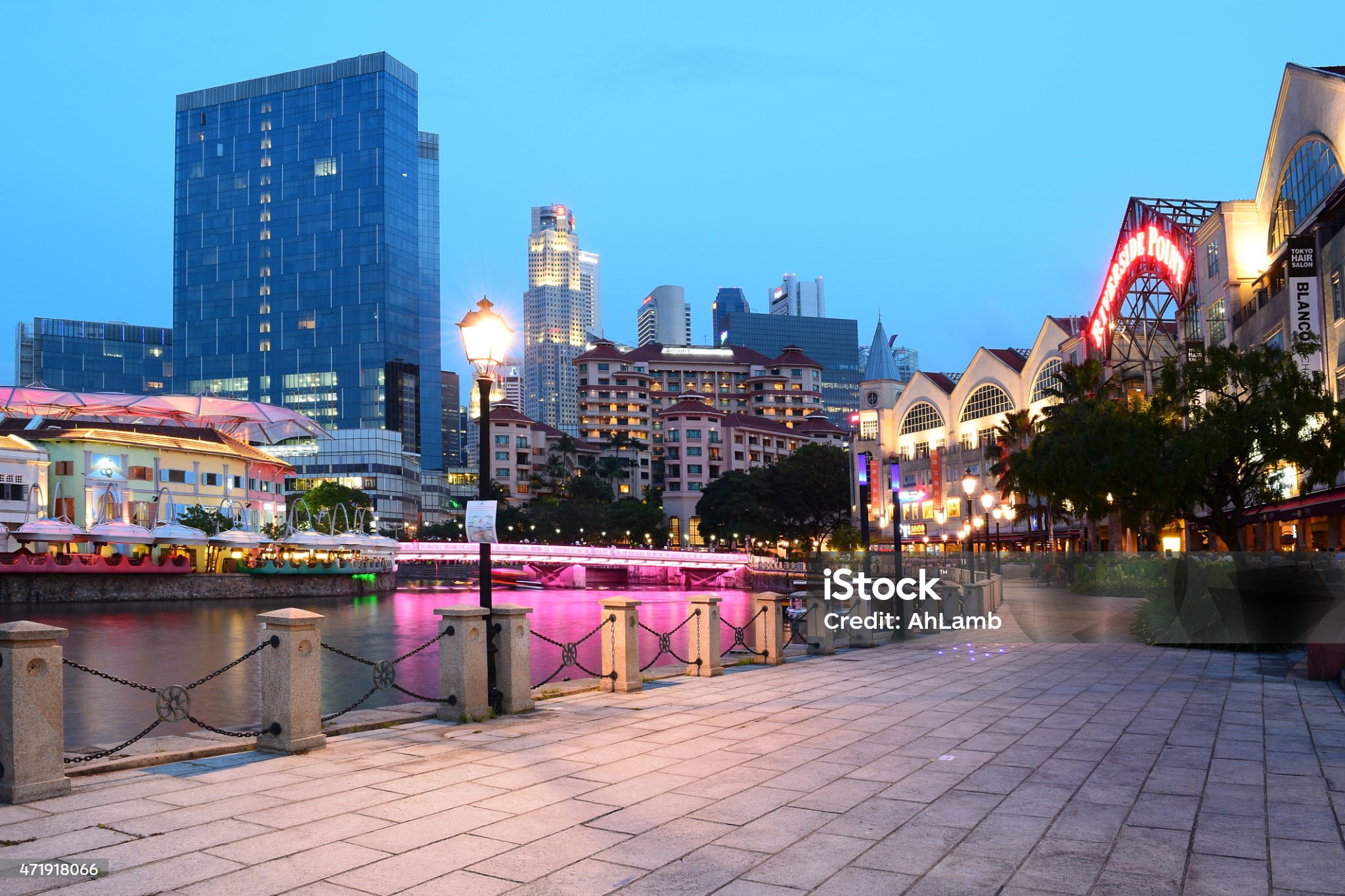 Clarke Quay Escort Singapore Services – Luxury, Romance &Amp; Nightlife 5 Escort Clarke Quay Nightlife Vibe